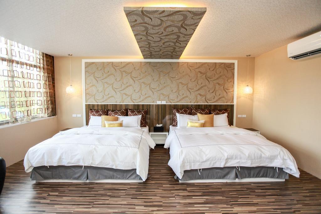 ザ タイルズ ガーデン B&B 冬山郷 エクステリア 写真